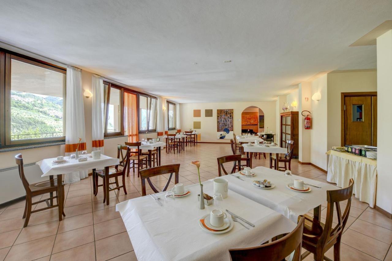 Hotel Garni Al Poggio Tignale Kültér fotó